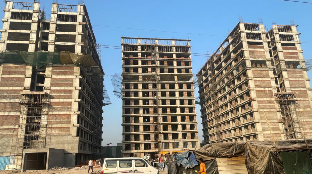 Golden Luxuria residential project by Sumeru EPC in Bharuch