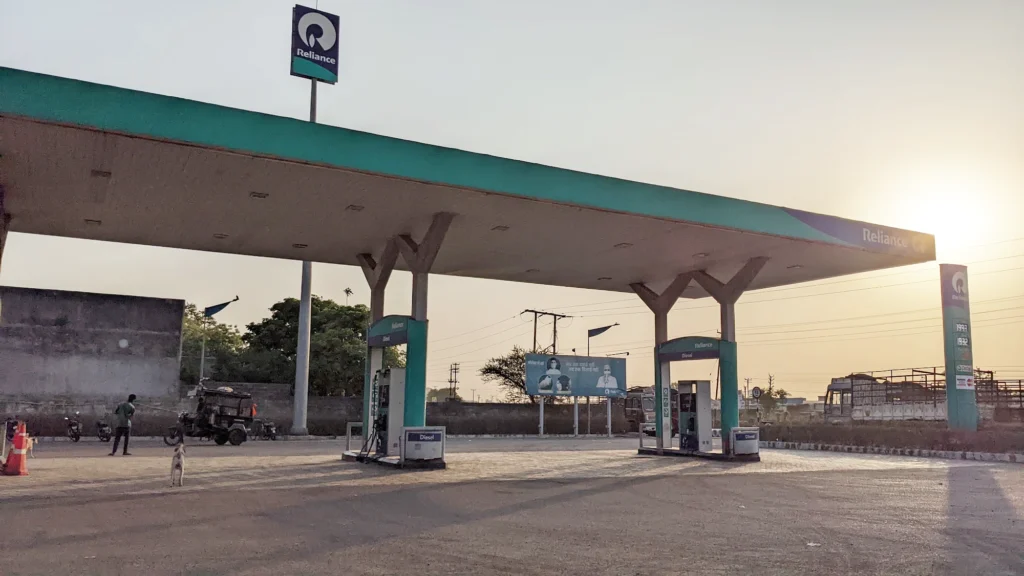 Completed Green Field Project by Sumeru EPC Pvt Ltd for Jio-bp in Gondal Gujarat