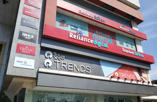 Reliance Trends - Fit-Out - Sumeru EPC